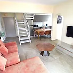 Warm Design 3br, 7-min Walk, Peaceful 拉纳卡