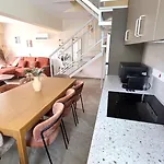 公寓 Warm Design 3br, 7-min Walk, Peaceful